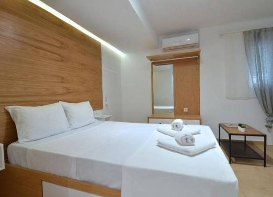 Acropolis, a nice and minimal apartment 1