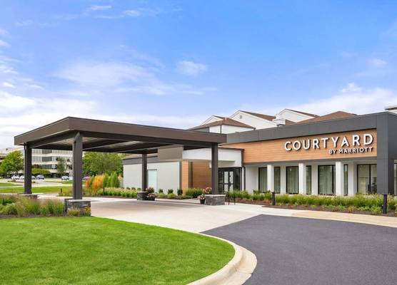 Courtyard by Marriott Detroit Livonia 1