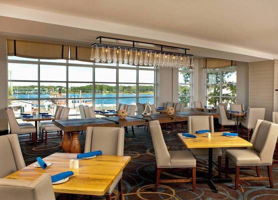 Sheraton Portsmouth Harborside Hotel 1