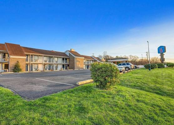 Motel 6-Hillsville, VA 1