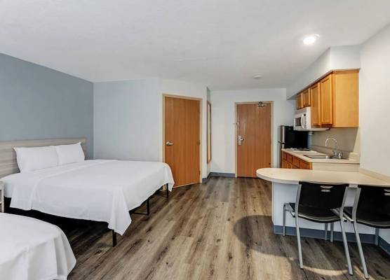 Birch Hill Suites Dayton-WP AFB 1