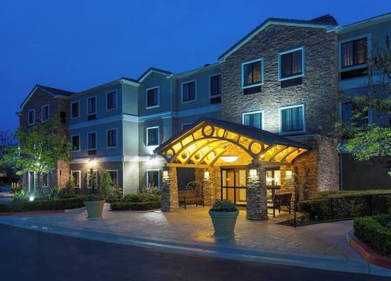 Staybridge Suites IRVINE EAST/LAKE FOREST by IHG 1
