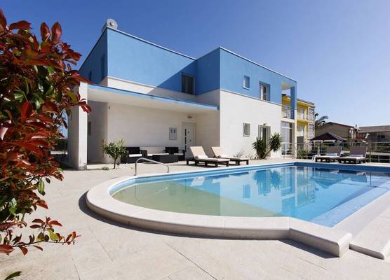 Villa Mermaid - Heated Pool, Sea Views & Beach 120m I Split Riviera 1