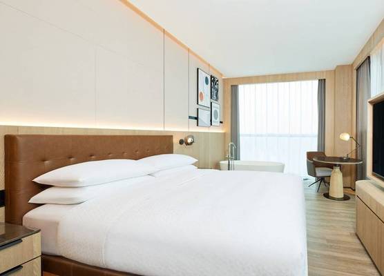 Four Points by Sheraton Huzhou 1