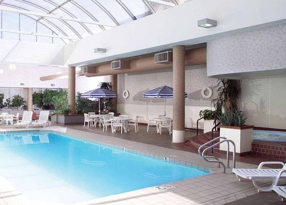Radisson Hotel Bismarck 1