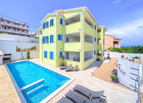 Apartments Mali Nono 1