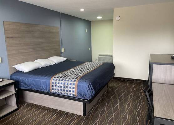 Americas Best Value Inn Alexandria 1