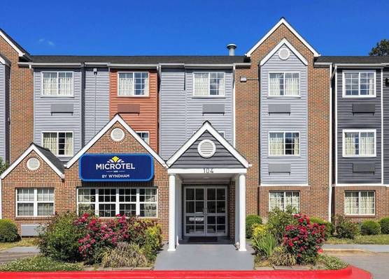 Microtel Inn by Wyndham Raleigh-Durham Airport 1