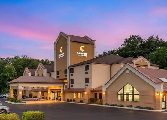 Comfort Inn & Suites LaVale - Cumberland 1