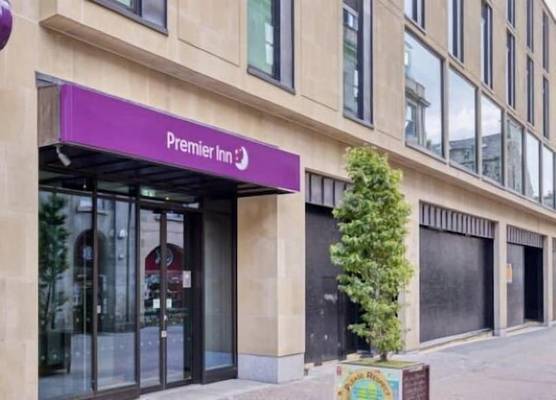 Premier Inn Edinburgh Cc Waverley 1
