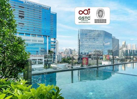 Seekers Finders Rama IV Hotel SureStay Collection by BW 1
