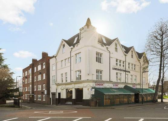 London Star Hotel 1
