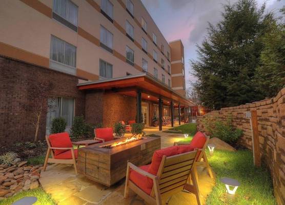 Fairfield Inn & Suites by Marriott Gatlinburg Downtown 1