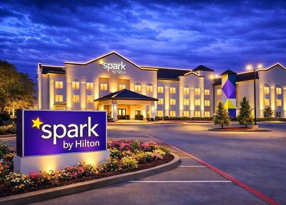 Spark by Hilton Stafford Sugar Land 1