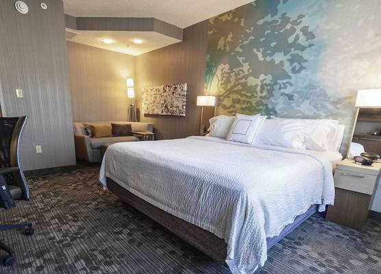 Courtyard by Marriott Cleveland Willoughby 1