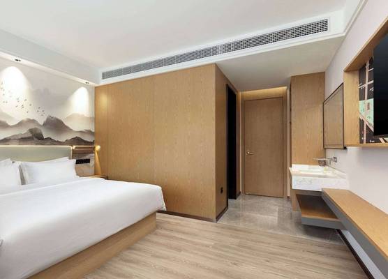 Ramada Encore By Wyndham Wuhan Station 1