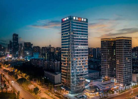 Howard Johnson by Wyndham Life Chenghua Chengdu 1