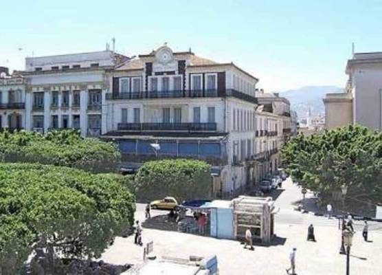 Hôtel D'orient 1