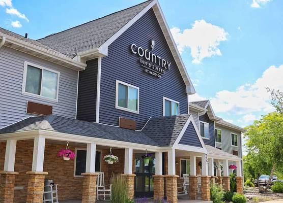 Country Inn & Suites by Radisson, Sparta, WI 1