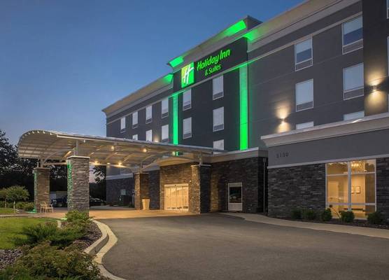 Holiday Inn & Suites DECATUR-FORSYTH by IHG 1