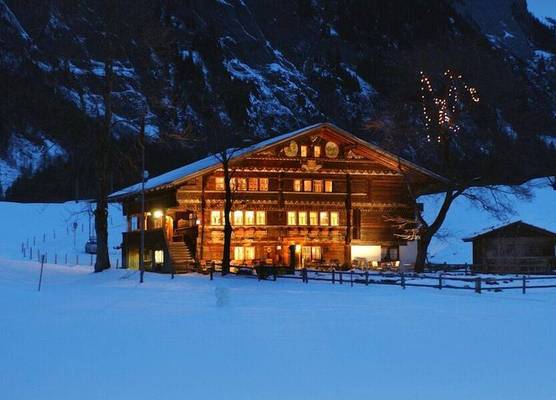 Waldhotel Doldenhorn 1