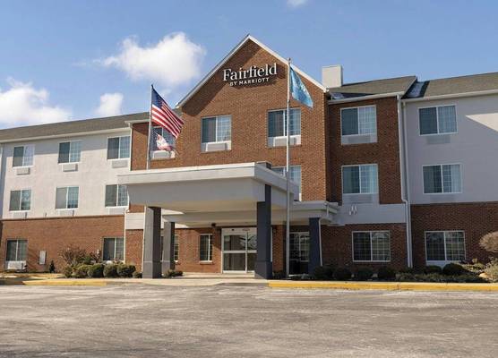 Fairfield Inn and Suites by Marriott Cincinnati Eastgate 1