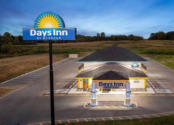 Days Inn by Wyndham Cloverdale Greencastle 1