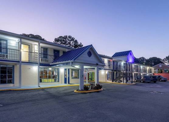Days Inn by Wyndham Lincolnton 1