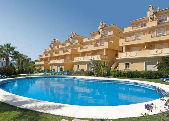 Apartamentos Vista Real 1