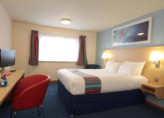 Travelodge Stonehouse 1