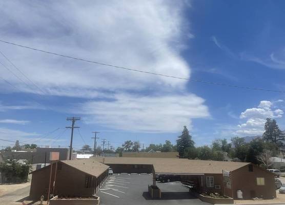 Lone Pine Budget Inn 1