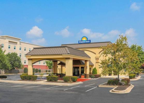 Days Inn by Wyndham Newark Wilmington 1