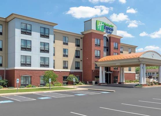 Holiday Inn Express & Suites NEW PHILADELPHIA by IHG 1