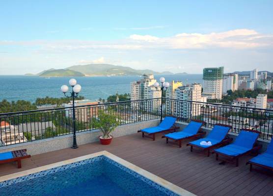 Golden Rain 2 Hotel Nha Trang Beach 1
