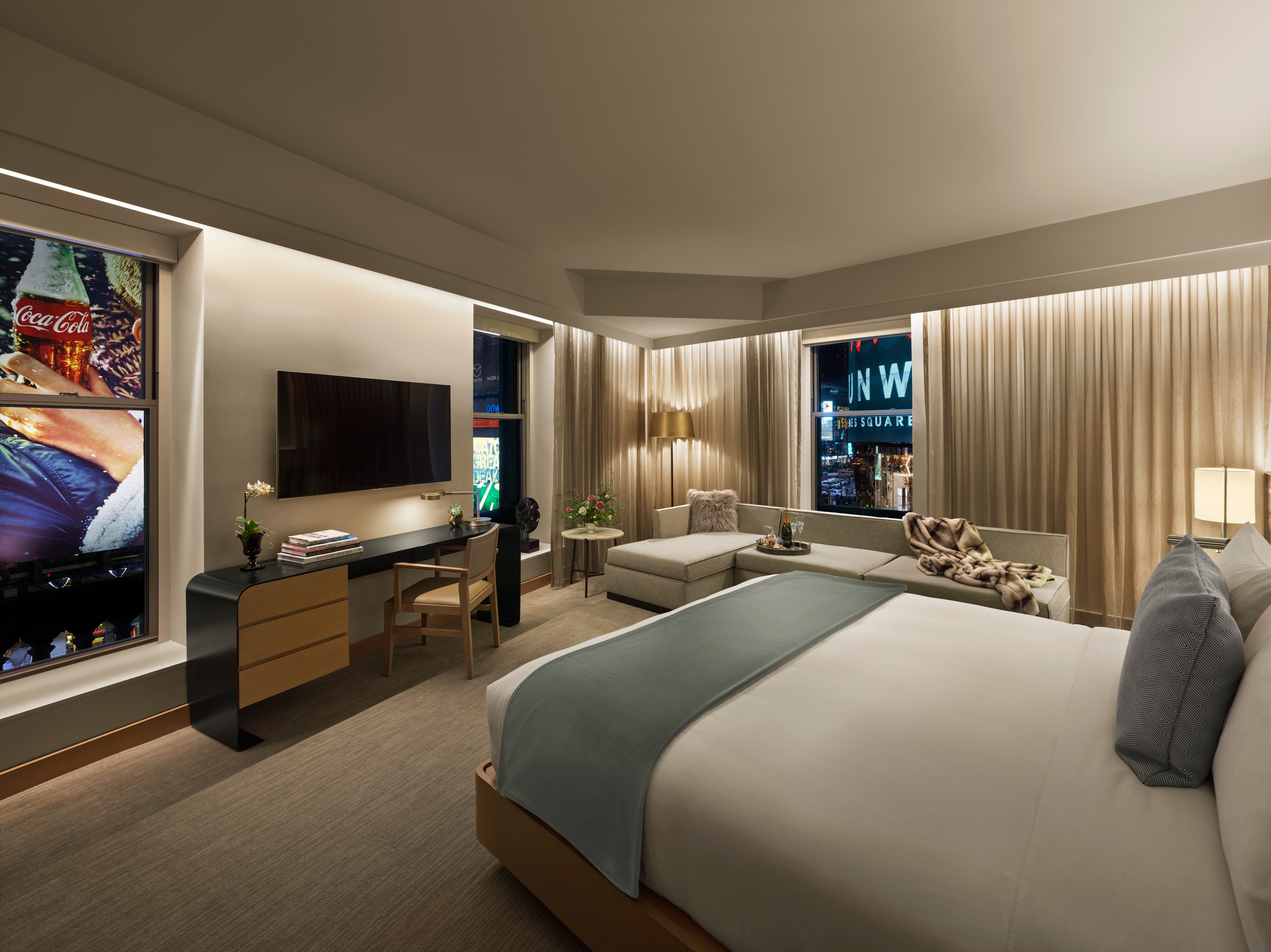 The Knickerbocker Hotel 1