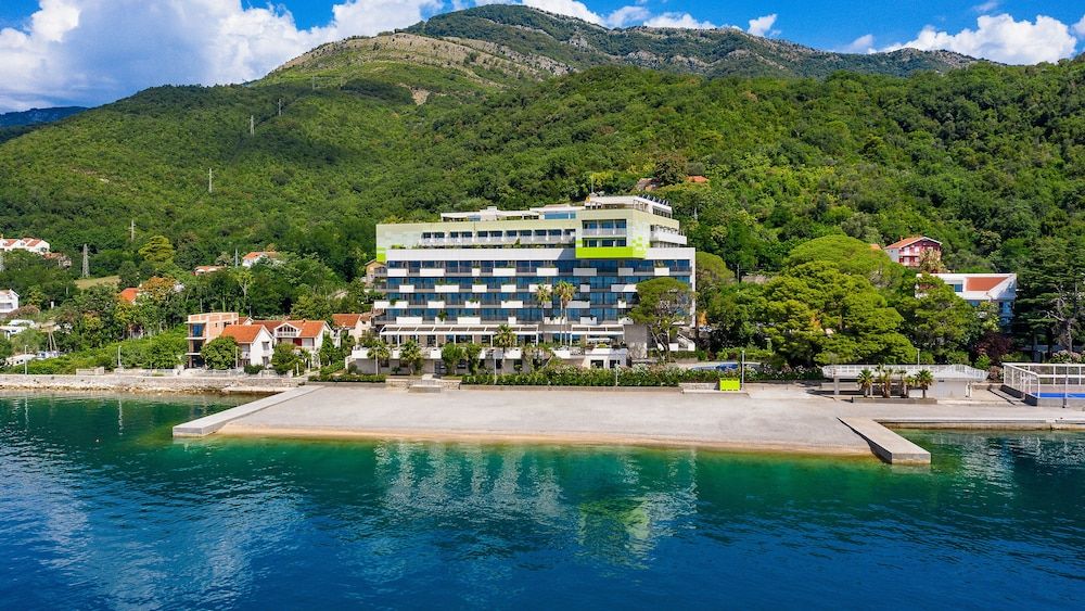Bordeaux - Tivat - Carine Hotel Park - Tivat