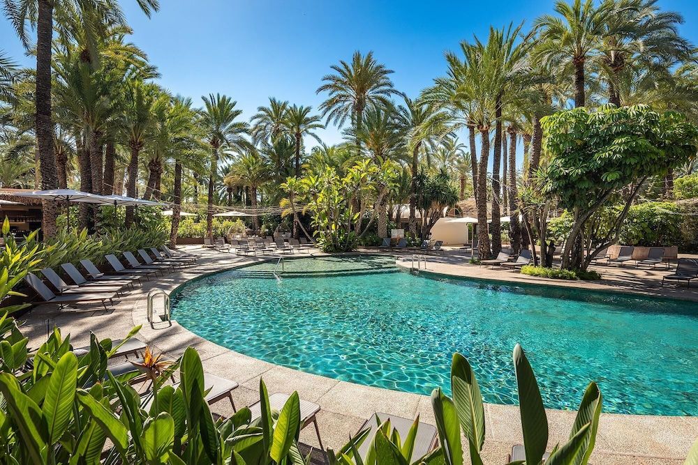 Paris - Elche - Hotel Huerto del Cura - Elche