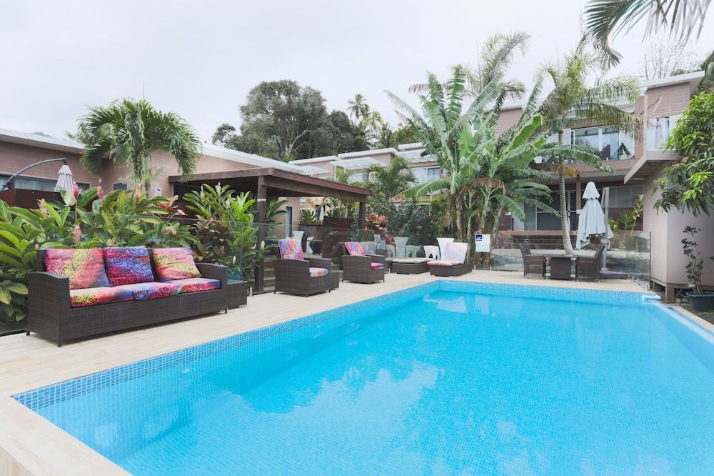 Paris - Rarotonga - Kia Orana Villas and Spa - Rarotonga