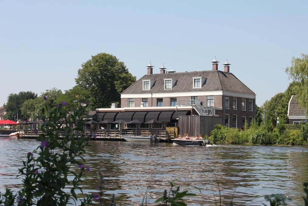 Paris - Amsterdam - Het Rechthuis - Amsterdam