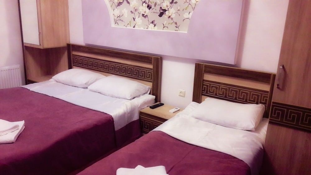 Paris - Kutaisi - Georgian Palace Hotel - Kutaisi