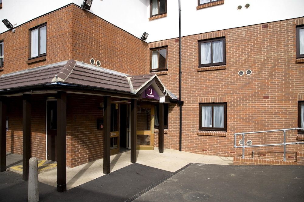 Paris - Heathrow - Premier Inn London Hayes North - Heathrow