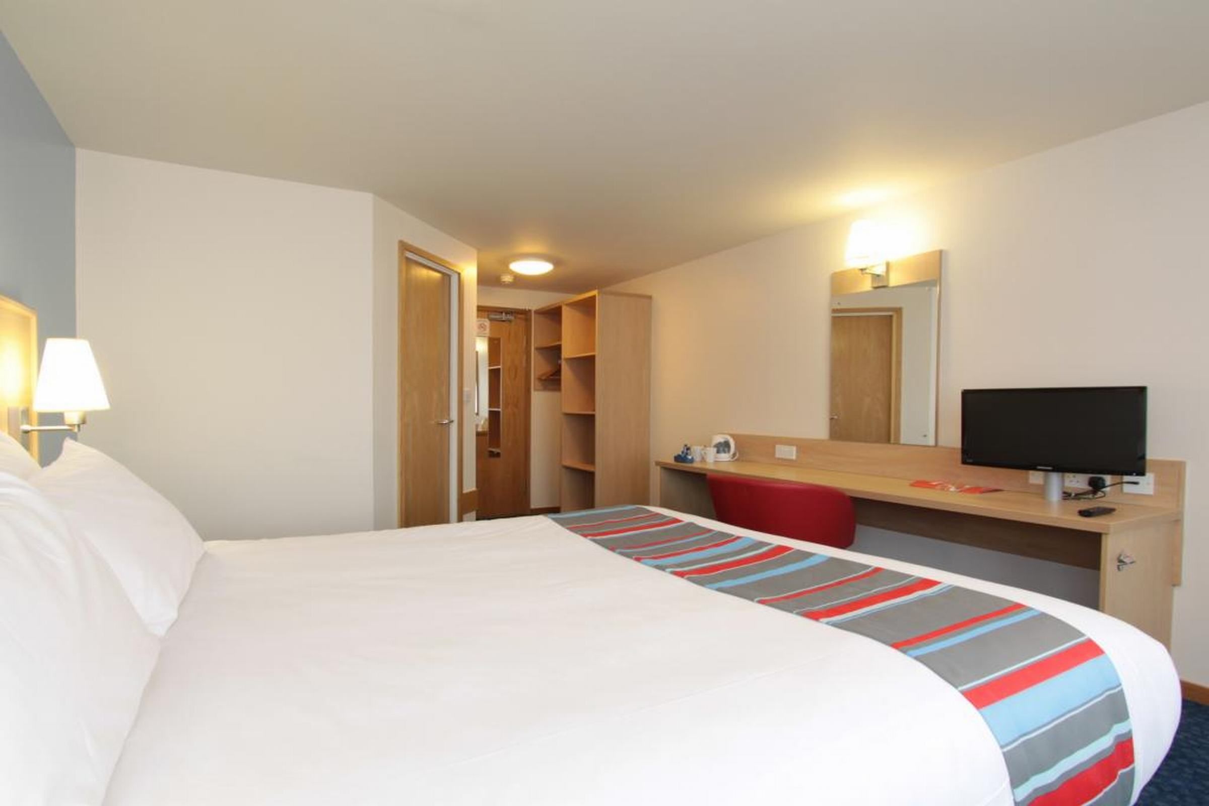 Clermont Ferrand - Ayr - Travelodge Ayr - Ayr