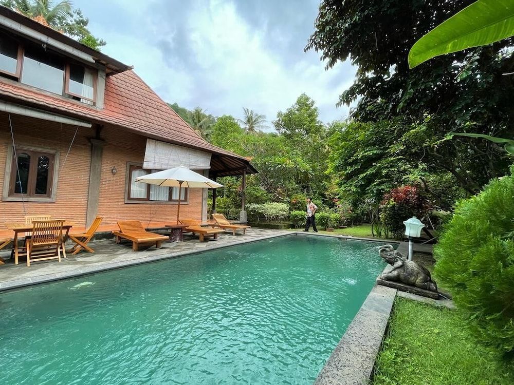 Paris - Senggigi - Villa Kamila Senggigi By Villaloka - Senggigi
