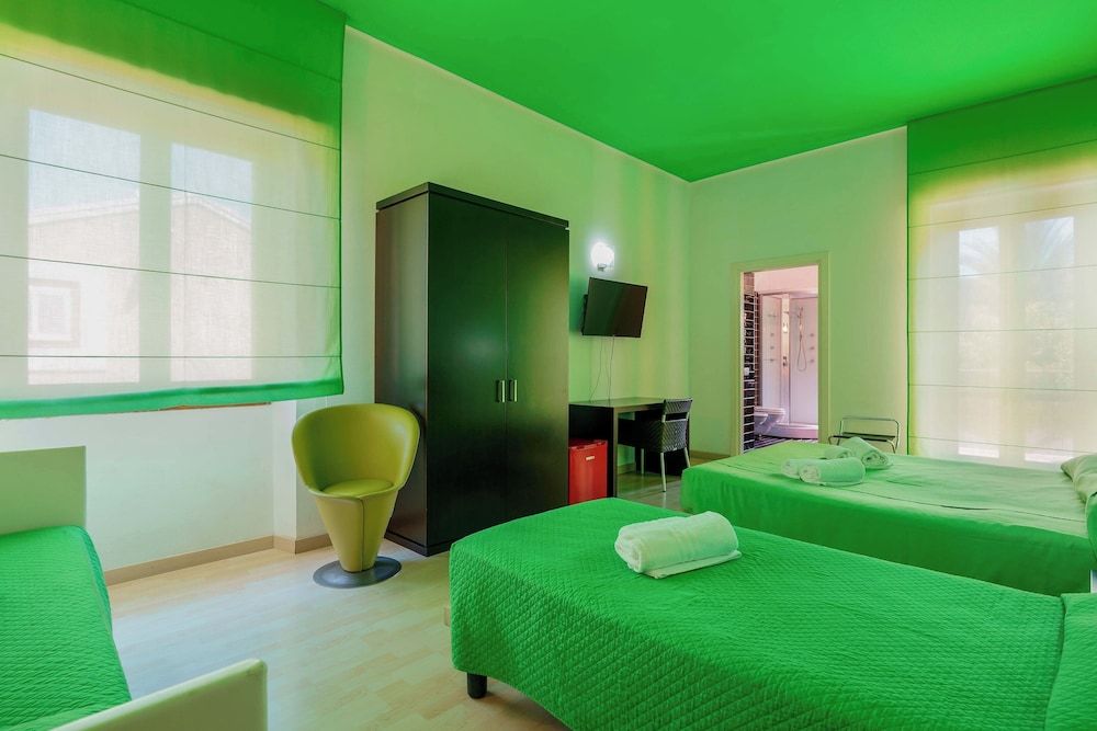 Paris - Sardaigne Sud - Cagliari, Italie - Hotel I Colori - Sardaigne Sud - Cagliari, Italie