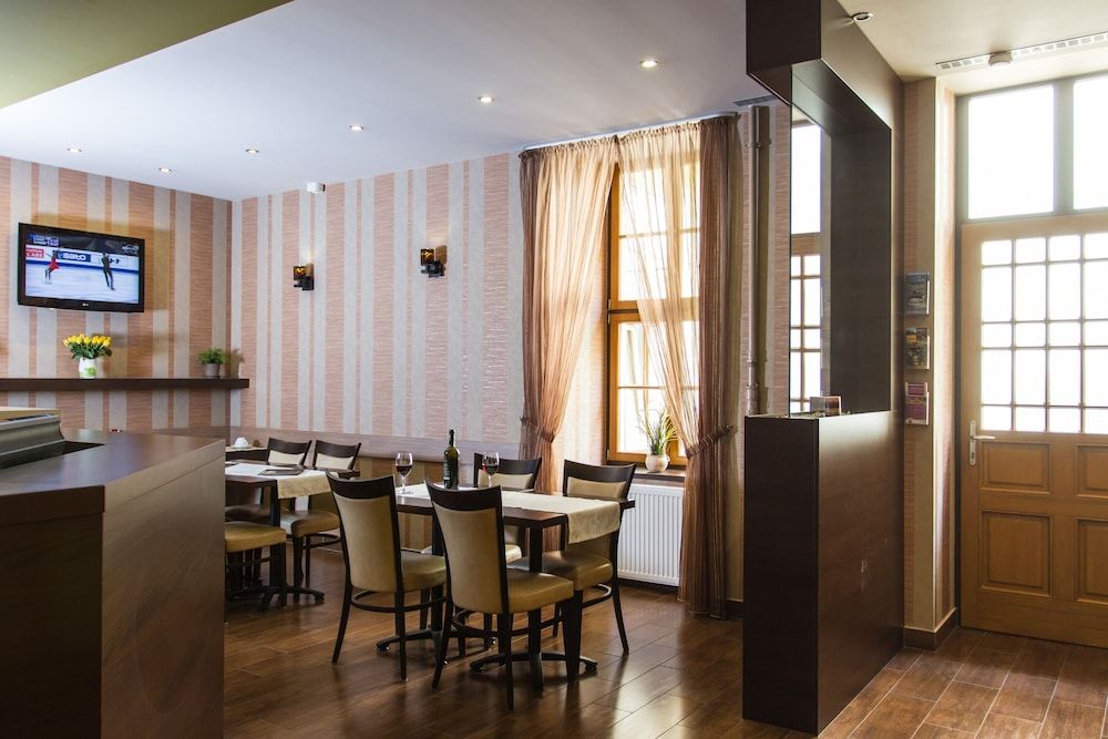 Marseille - Budapest - Central Hotel 21 - Budapest