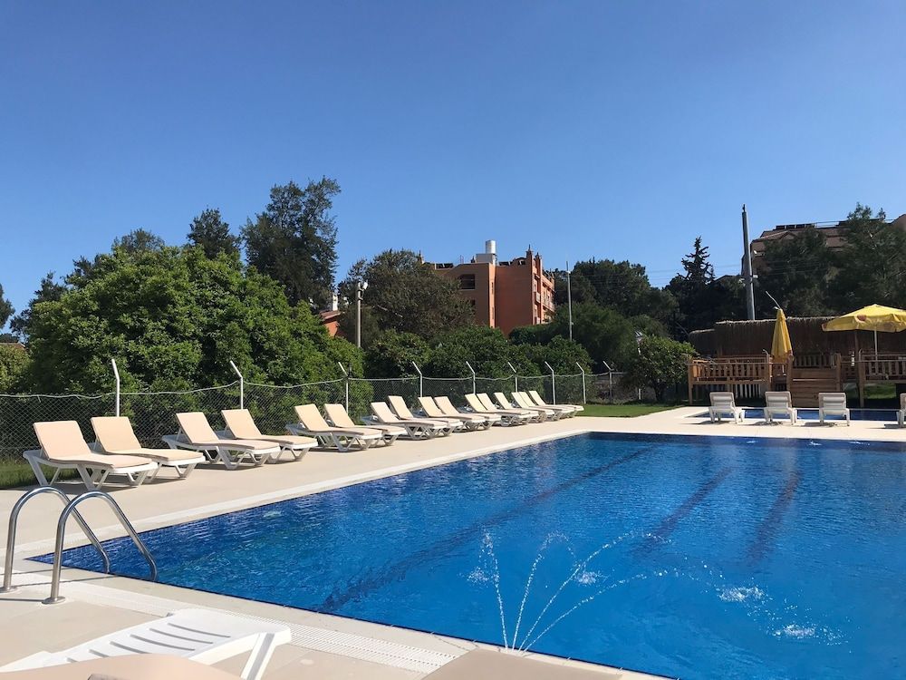 Bâle Mulhouse - Kemer - Dream Town Hotel&Restaurant - Kemer