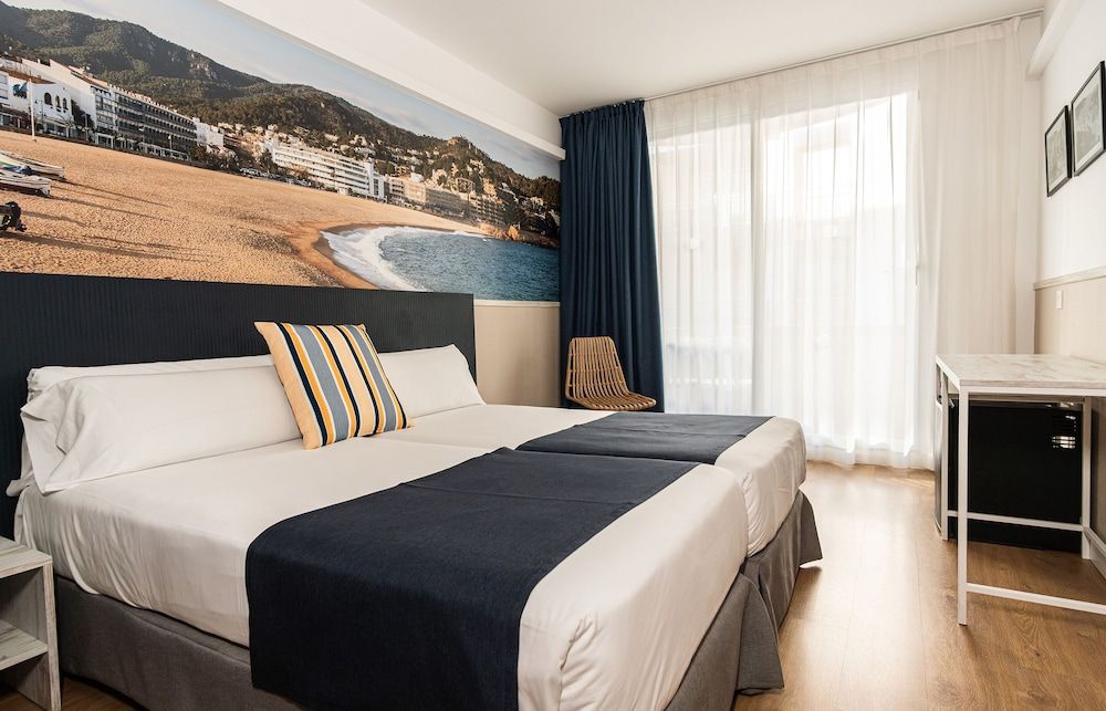 Caen - Tossa de Mar - Hotel Don Juan Tossa - Tossa de Mar