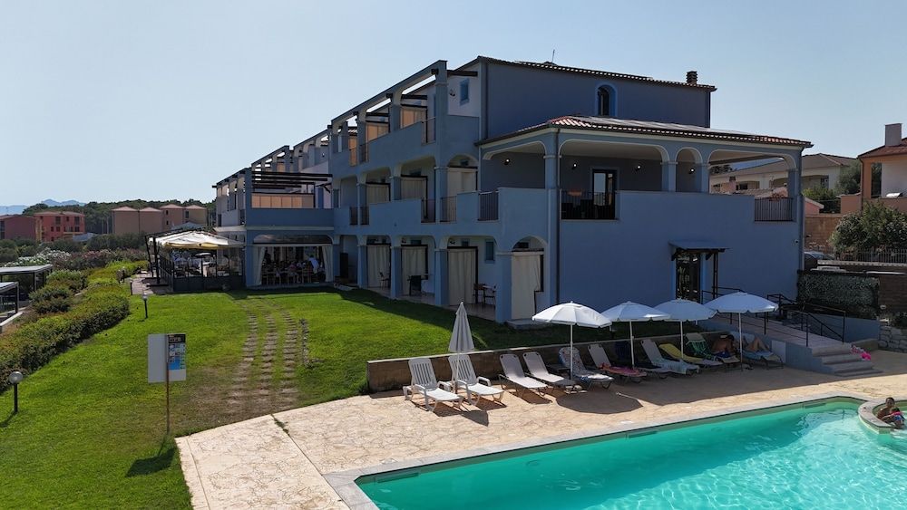 Lyon - Sardaigne, Italie - Abbaidda Hotel - Sardaigne, Italie
