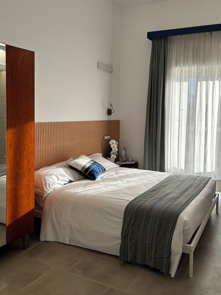 Nantes - Santa Marinella - Hotel Mediterraneo - Santa Marinella