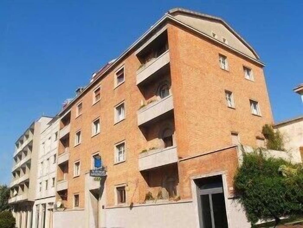Paris - Grosseto - Albergo San Lorenzo - Grosseto
